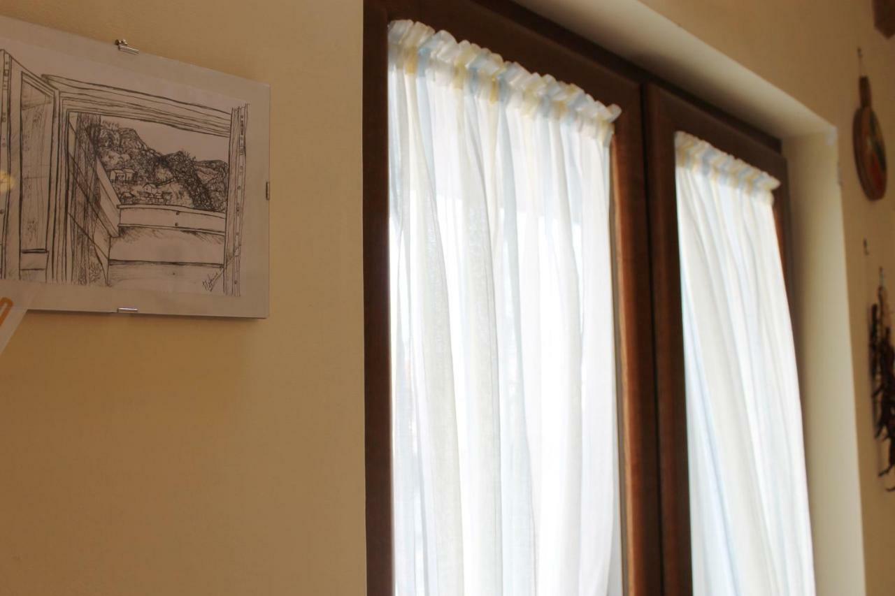 Casa Marinella Apartment Аджерола Екстериор снимка